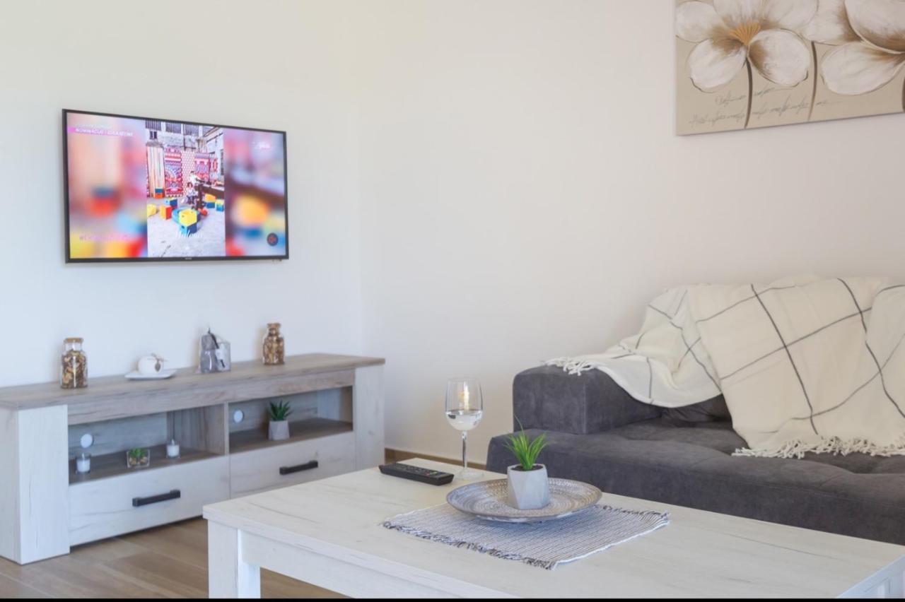 Aqualux Apartments 브르드니크 외부 사진